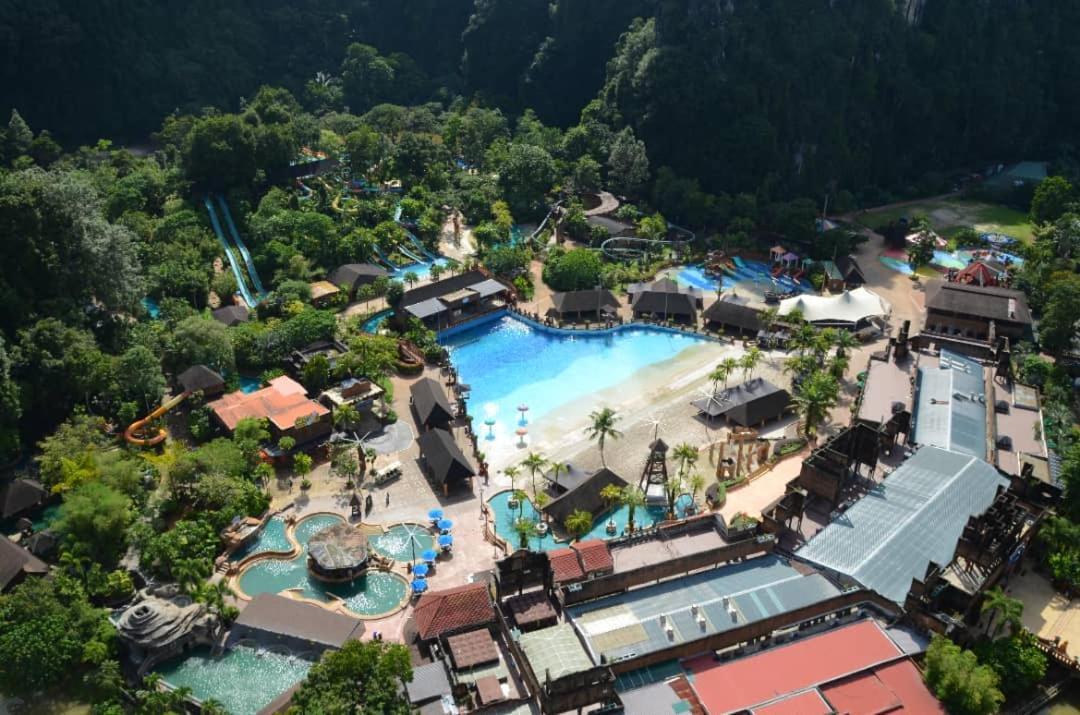 Sunway Onsen Hotspring 4 Pax 2003 Neighbour Of Lost World Of Tambun
