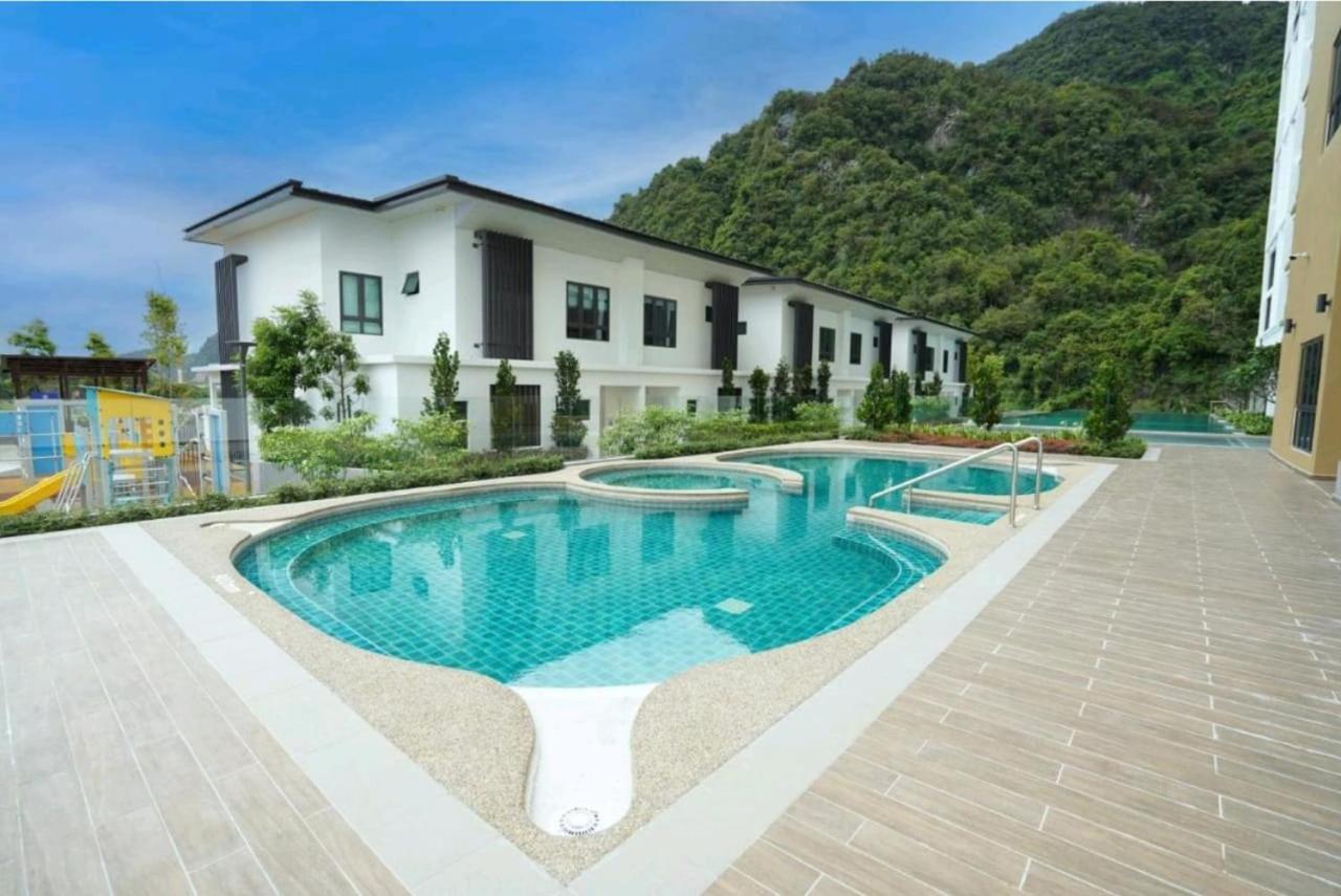 Sunway Onsen Hotspring 4 Pax 2003 Neighbour Of Lost World Of Tambun * Ipoh